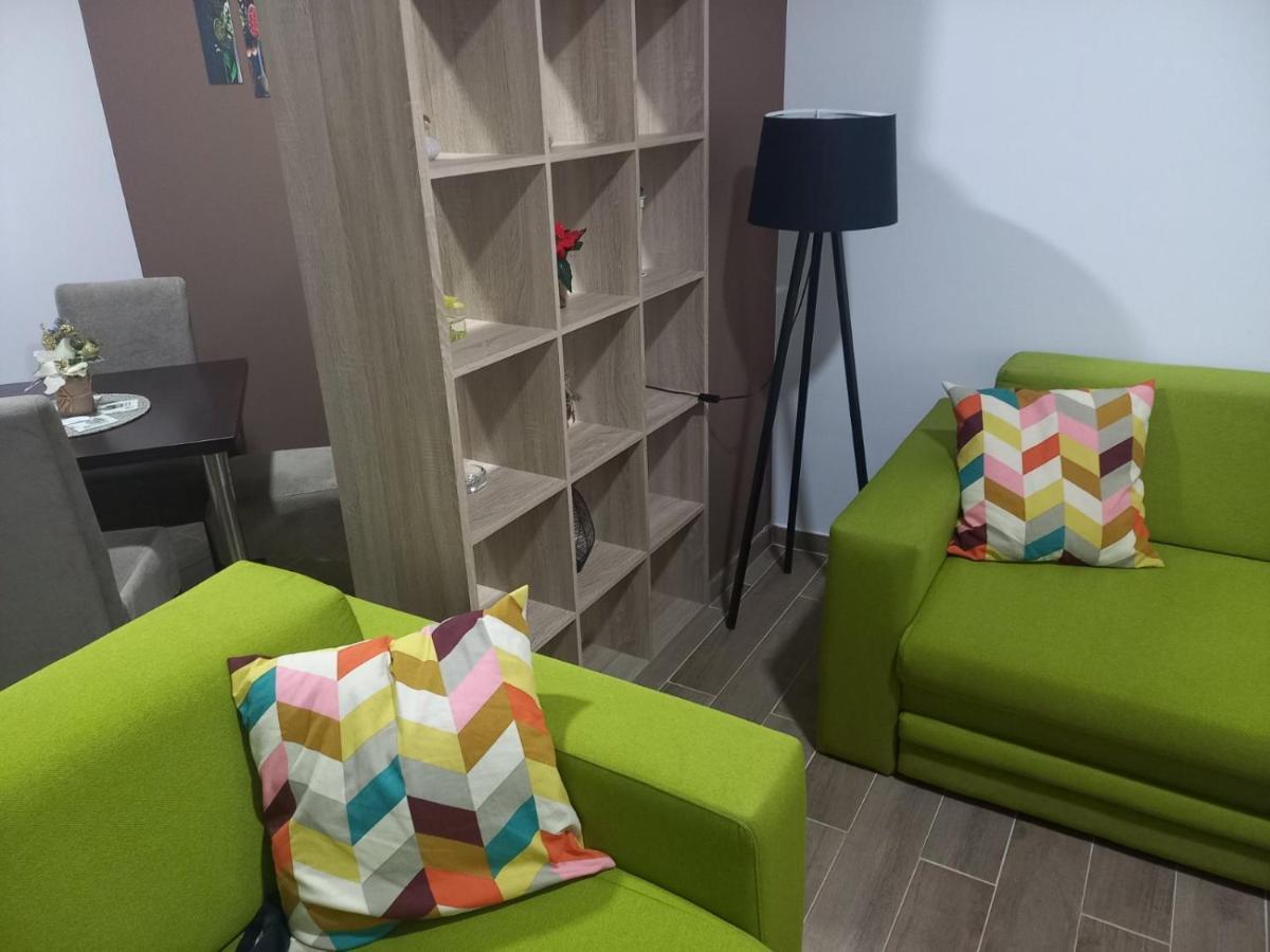 Dunja 1 Apartment Filmski Grad Luaran gambar